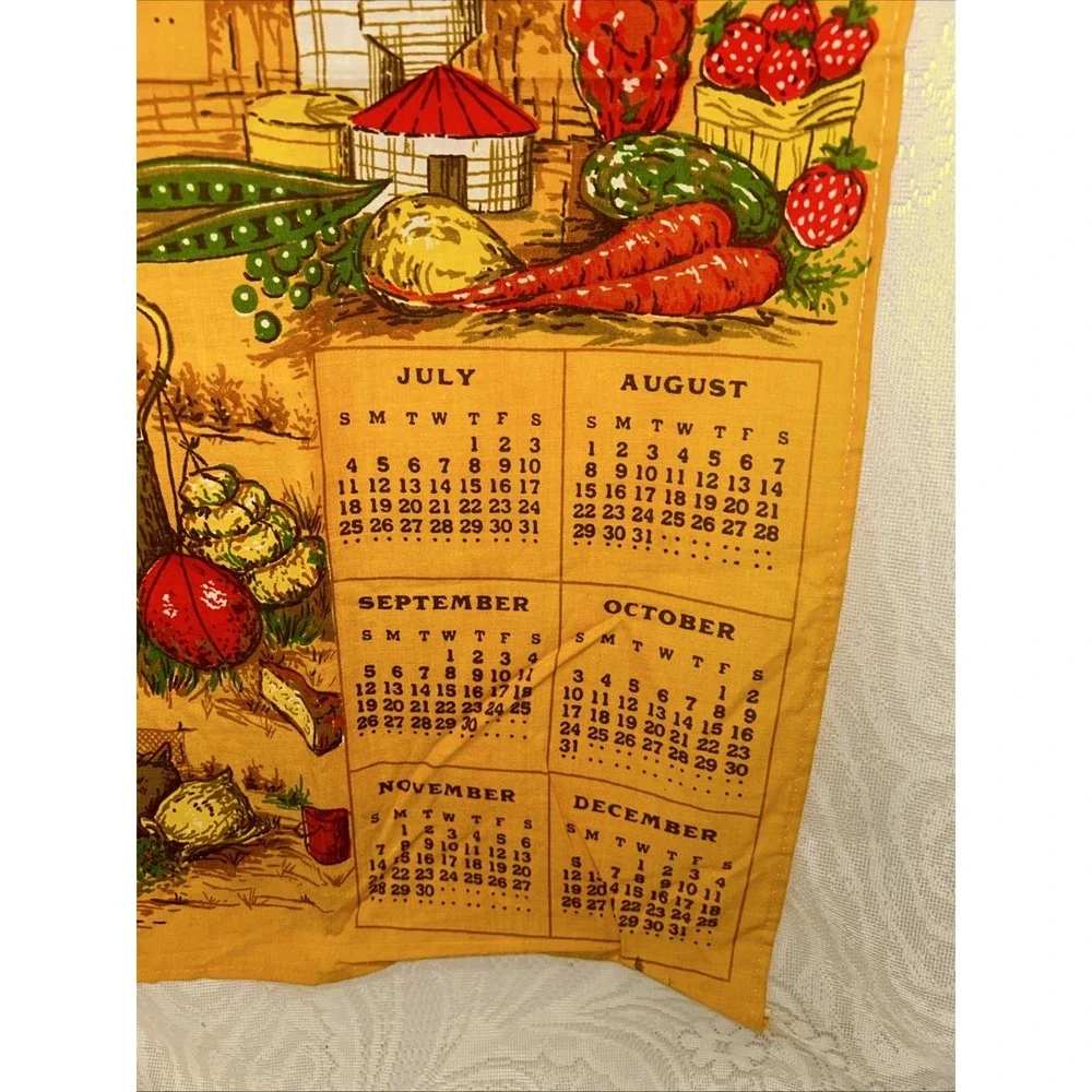Vintage Linen Tea Towel / Wall Hanging Calendar‎ County/State Fair Pattern 1982